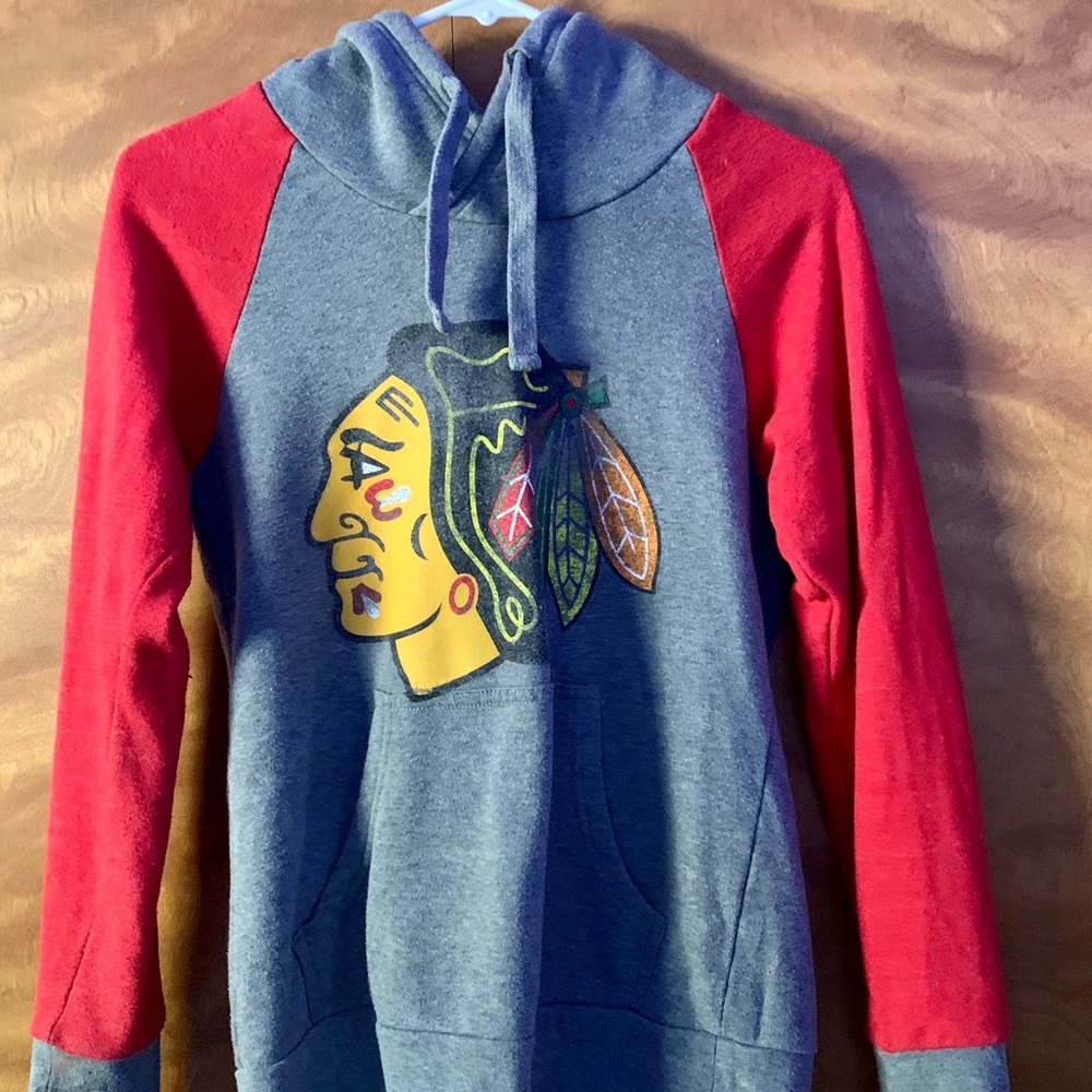 blackhawks hockey fleece jacket size small